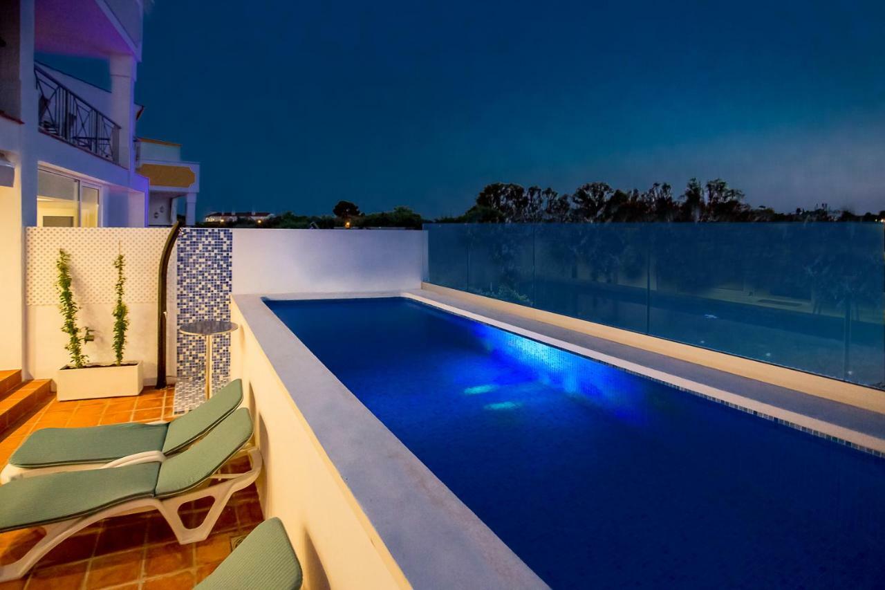 Luxury Apartments With Private Swimming Pool Марбелья Екстер'єр фото