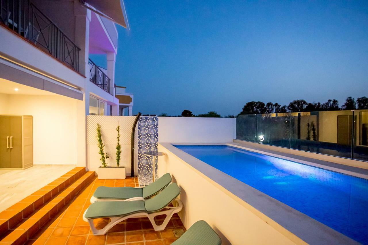 Luxury Apartments With Private Swimming Pool Марбелья Екстер'єр фото